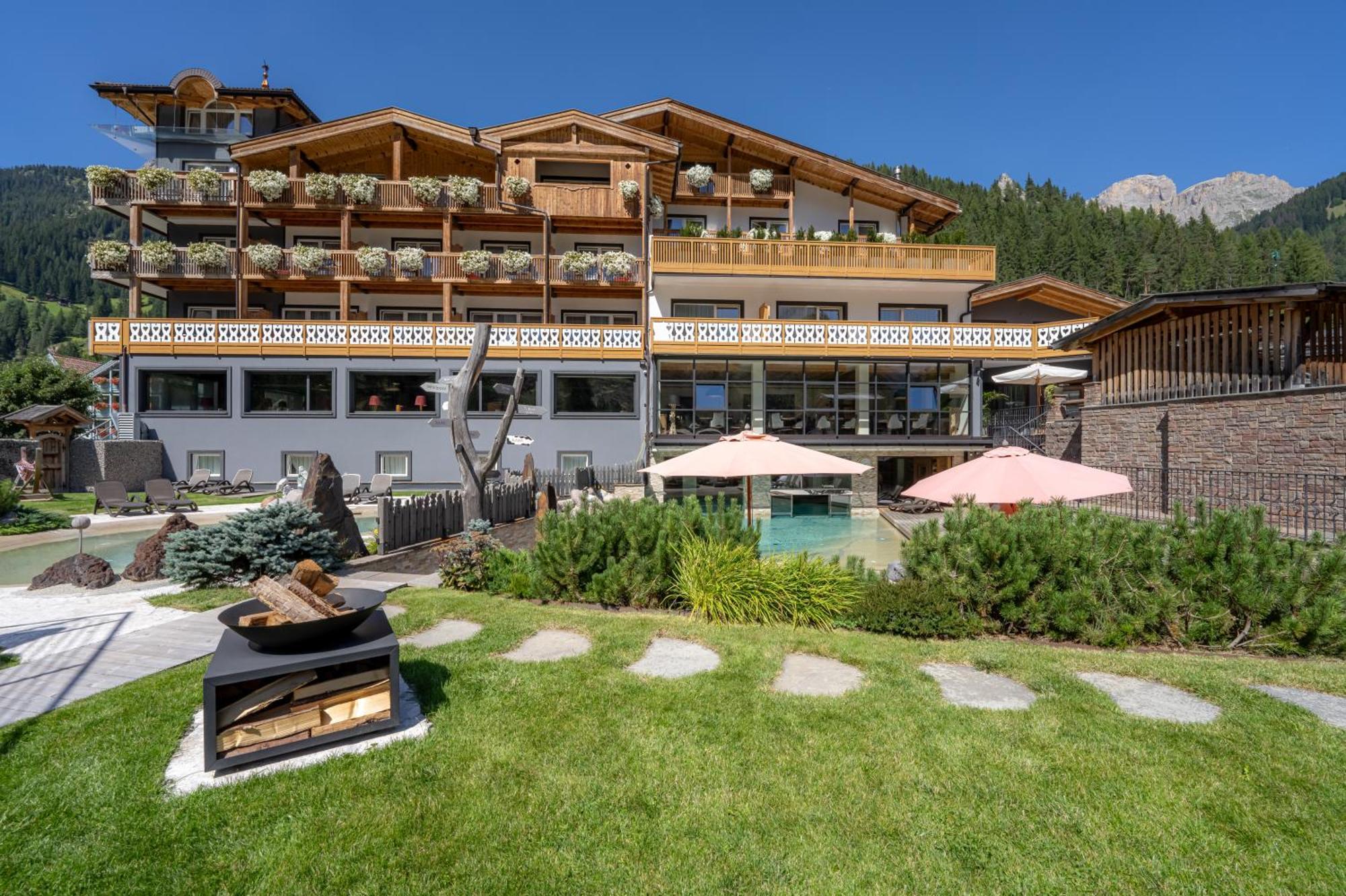 Hotel Croce Bianca