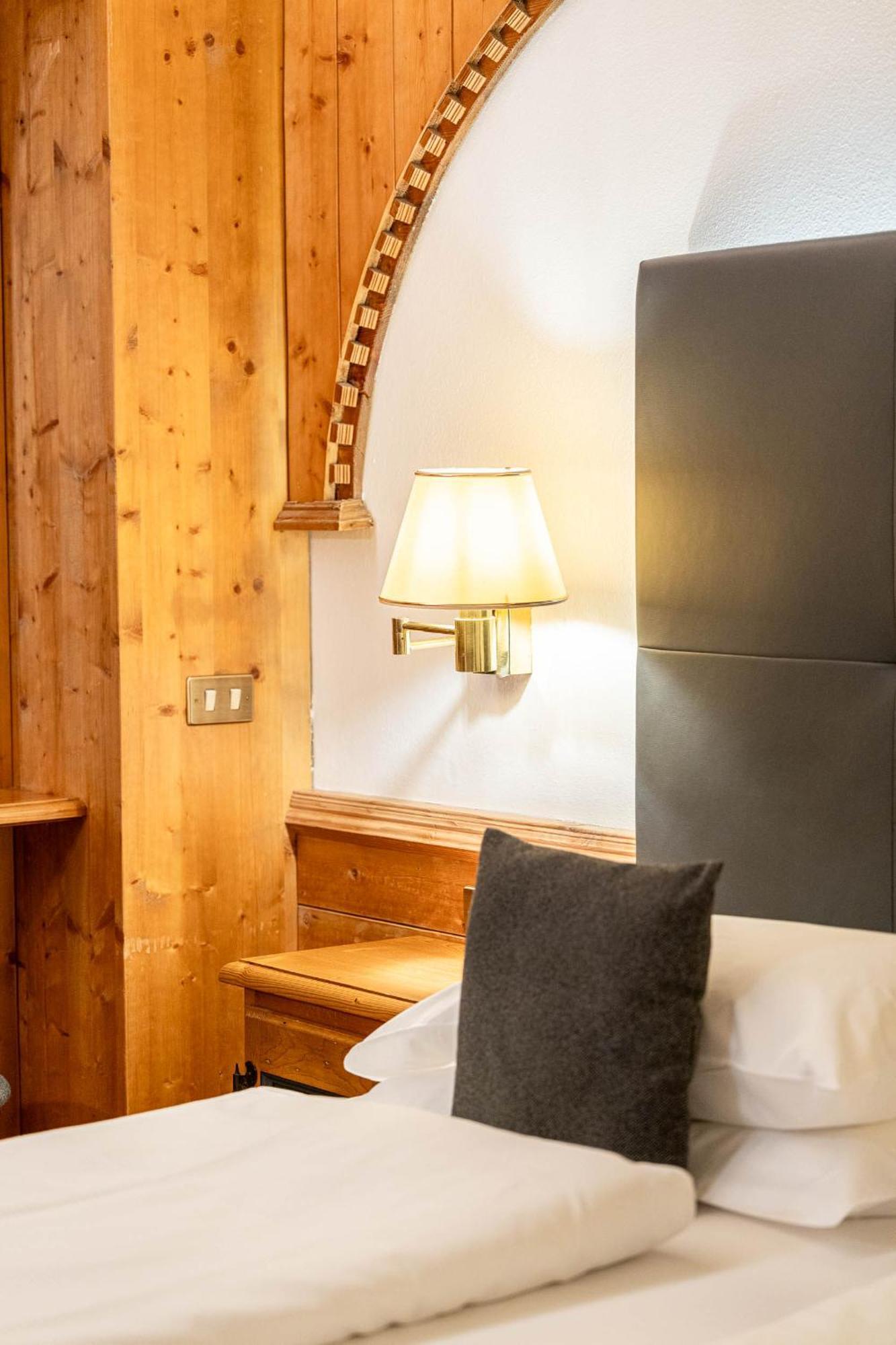 Croce Bianca Hotel